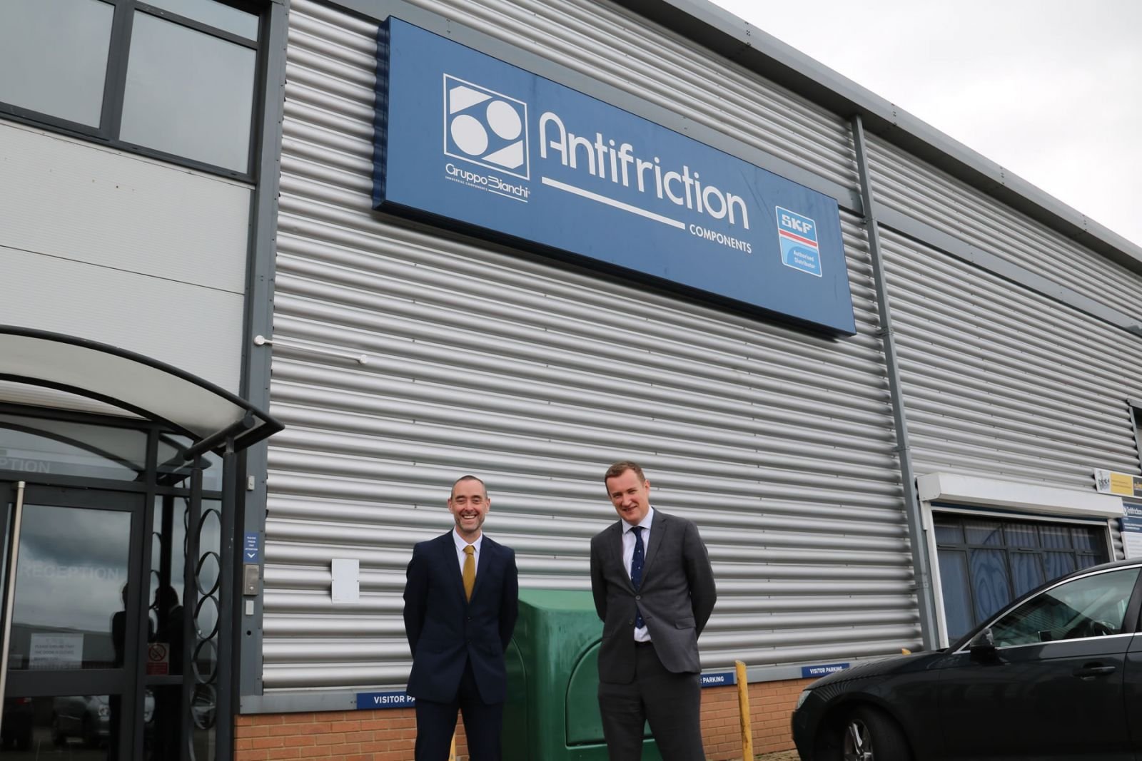 AFC-BRT Andy & Phil - Outside2